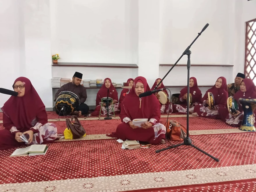 HADROH ASWAJA DESA BUKIT PENINJAUAN II